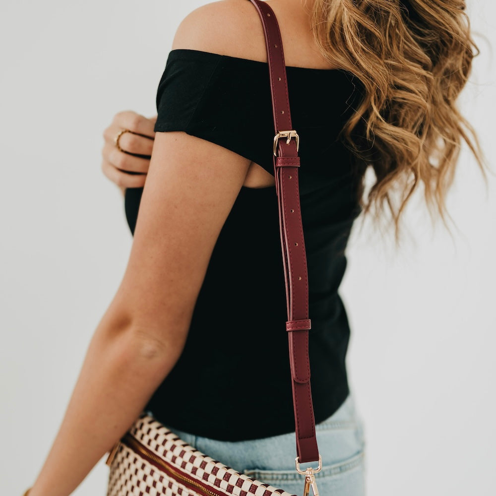 Minimalist Vegan Leather Crossbody Strap