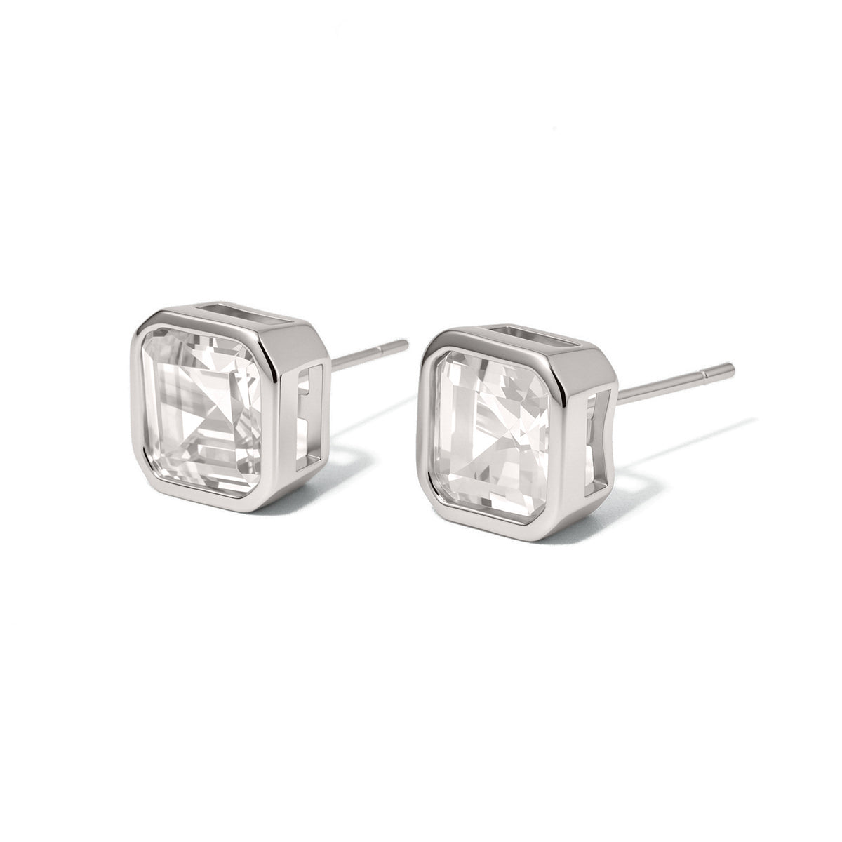 Bezel Diamond Stud Earrings - WATERPROOF