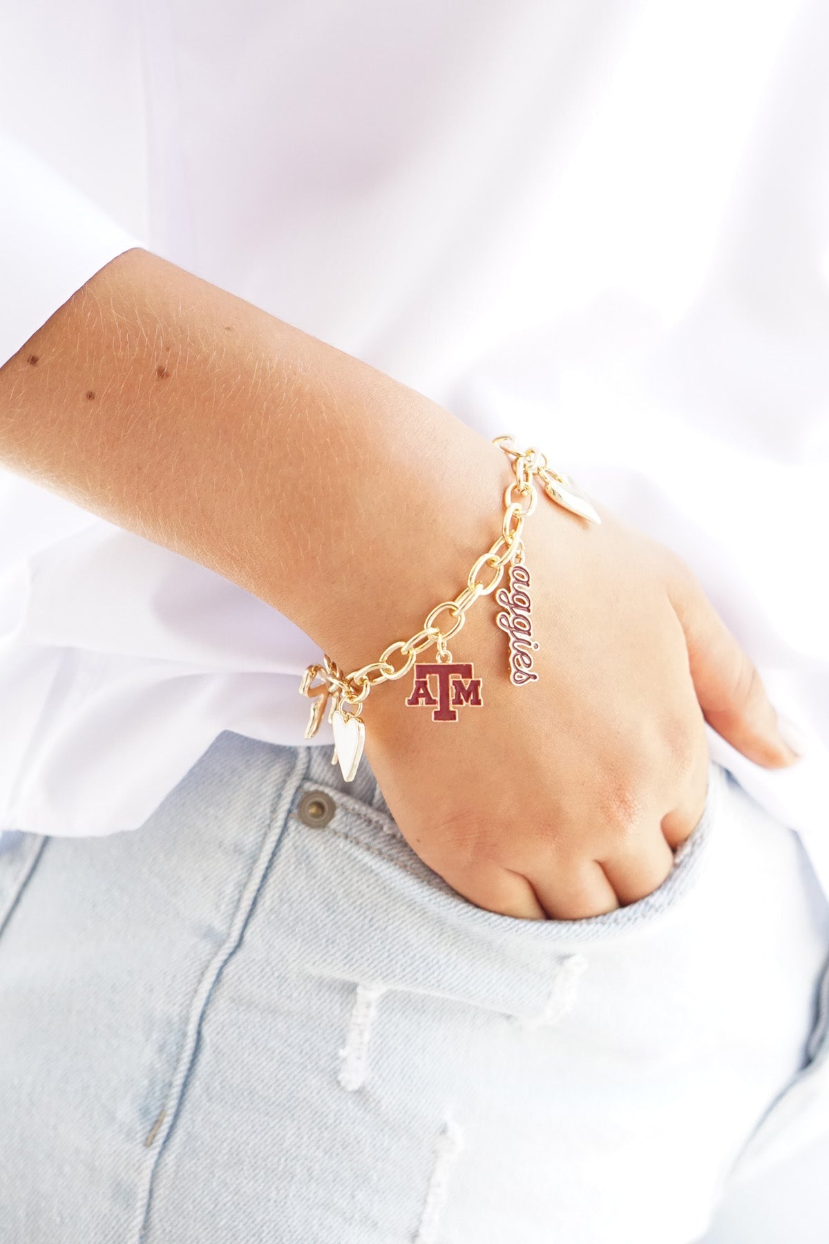 Texas A&M Aggies Enamel Icons Charm Bracelet in Shiny Gold