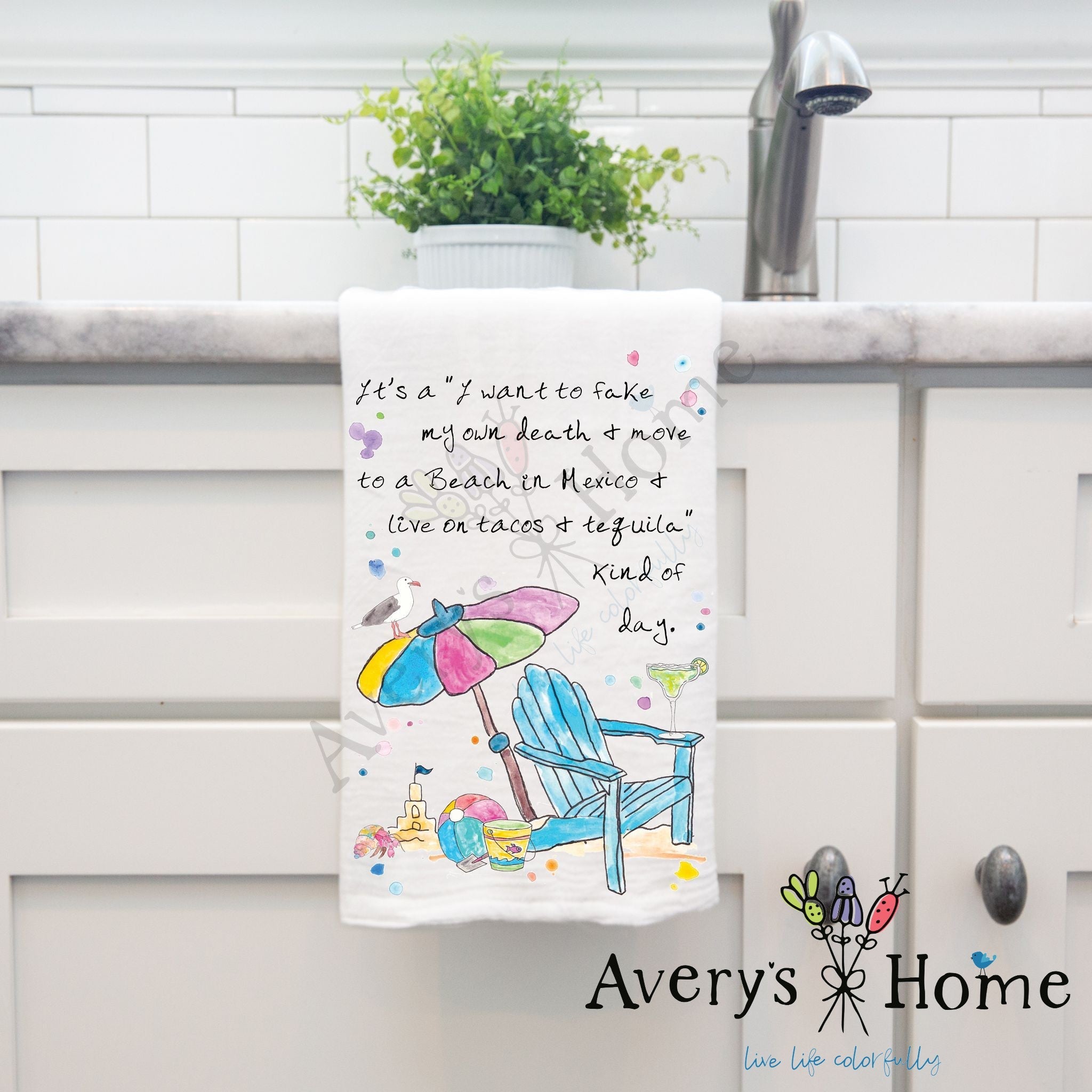 Move to the Beach with Margaritas dish towel design detail