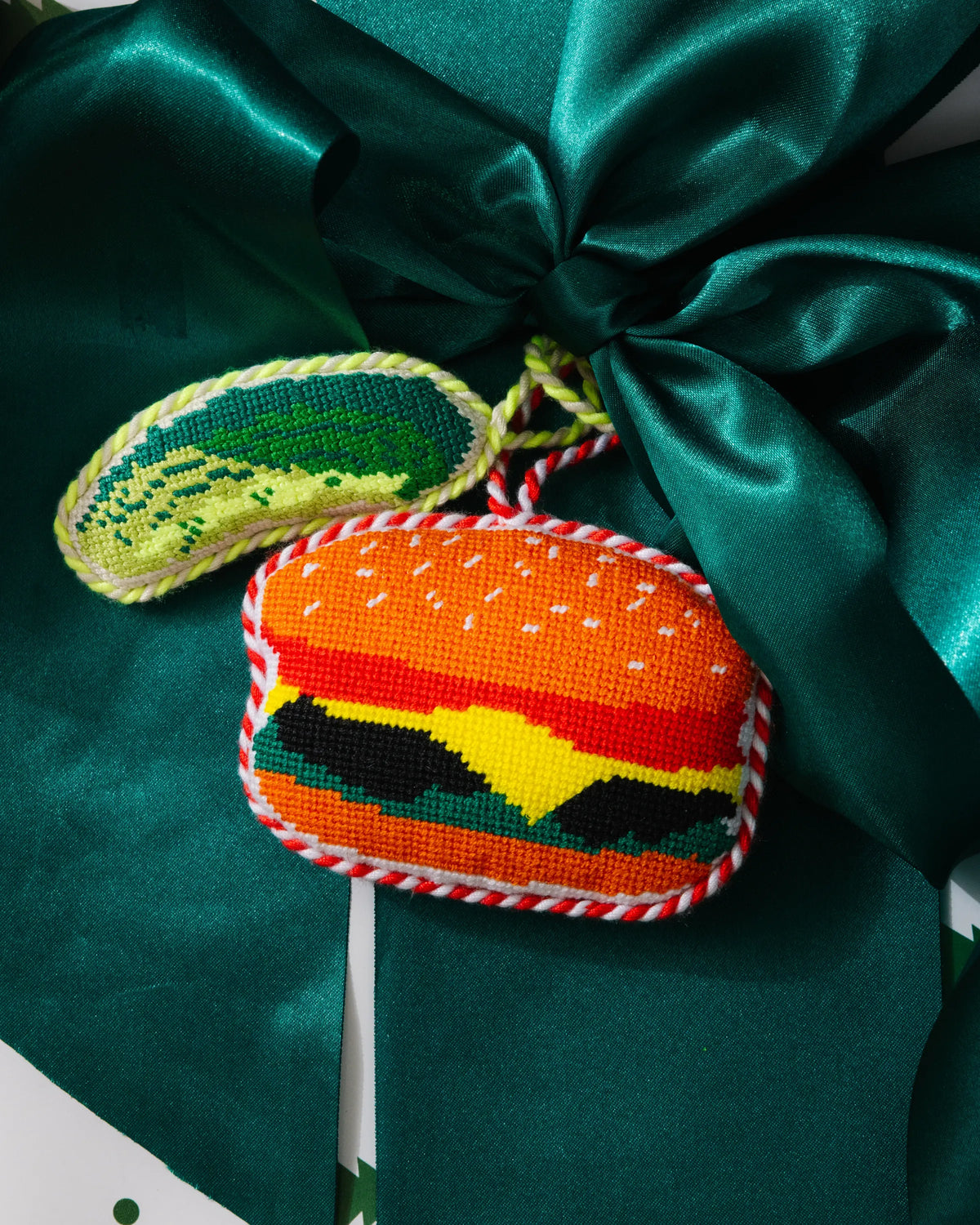Needlepoint Icon Ornament - Burger